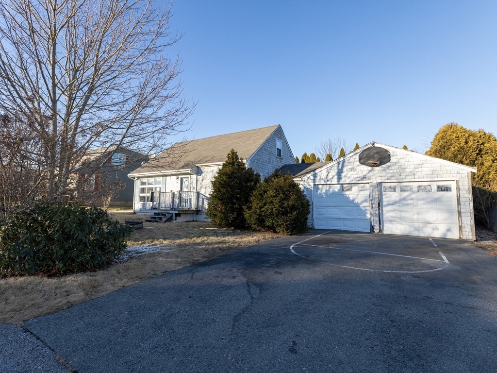 Property Photo:  63 Clearview Ave  RI 02871 