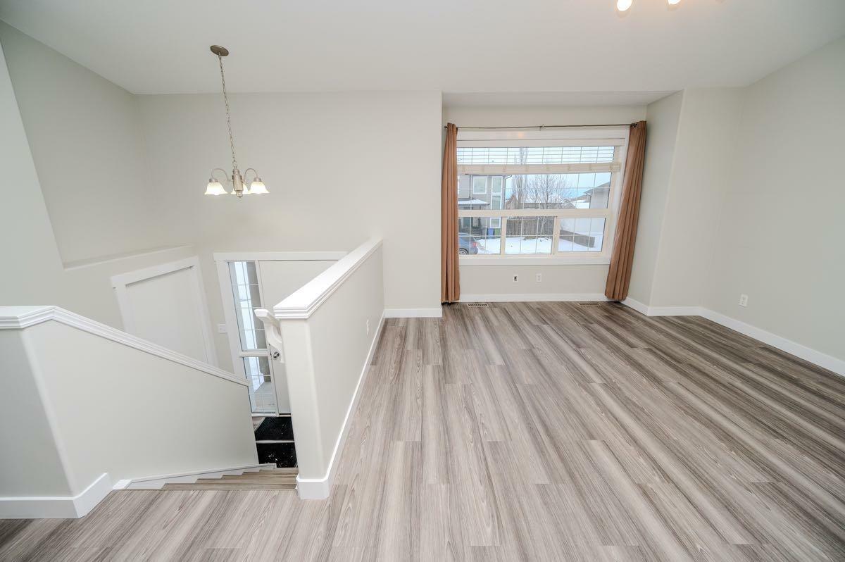 Property Photo:  27 Isaacson Crescent  AB T4R 3N1 