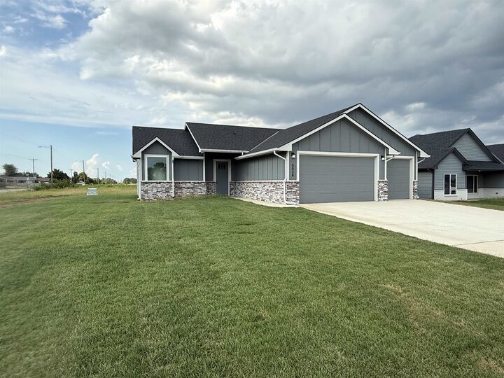 Property Photo: 5538 W 42nd Street South KS 67215