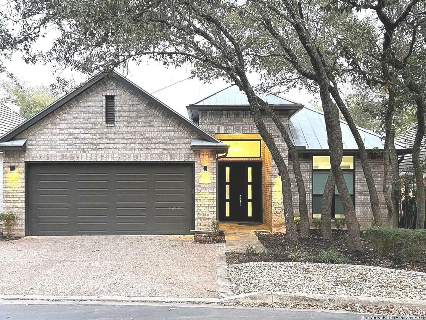 Property Photo: 32 Westcourt Ln TX 78257