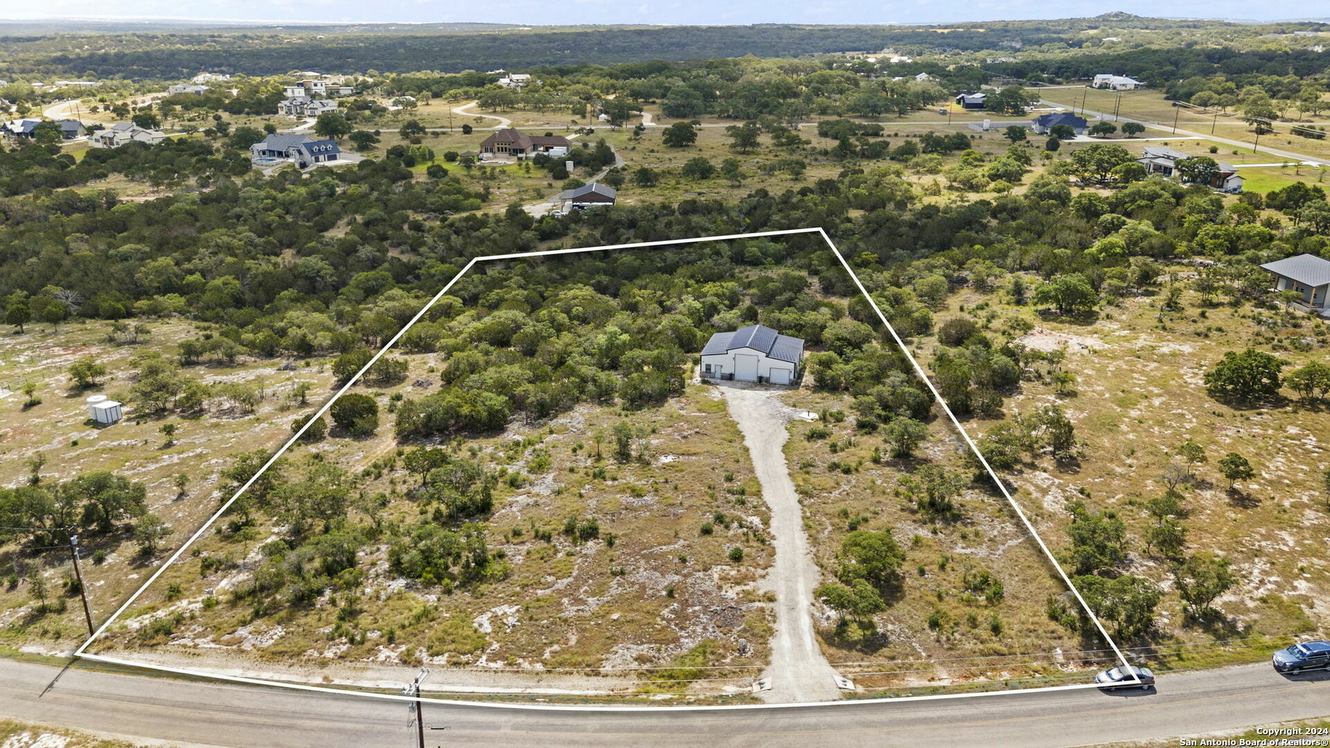 Property Photo: 37 Sabinas Ridge Rd TX 78006