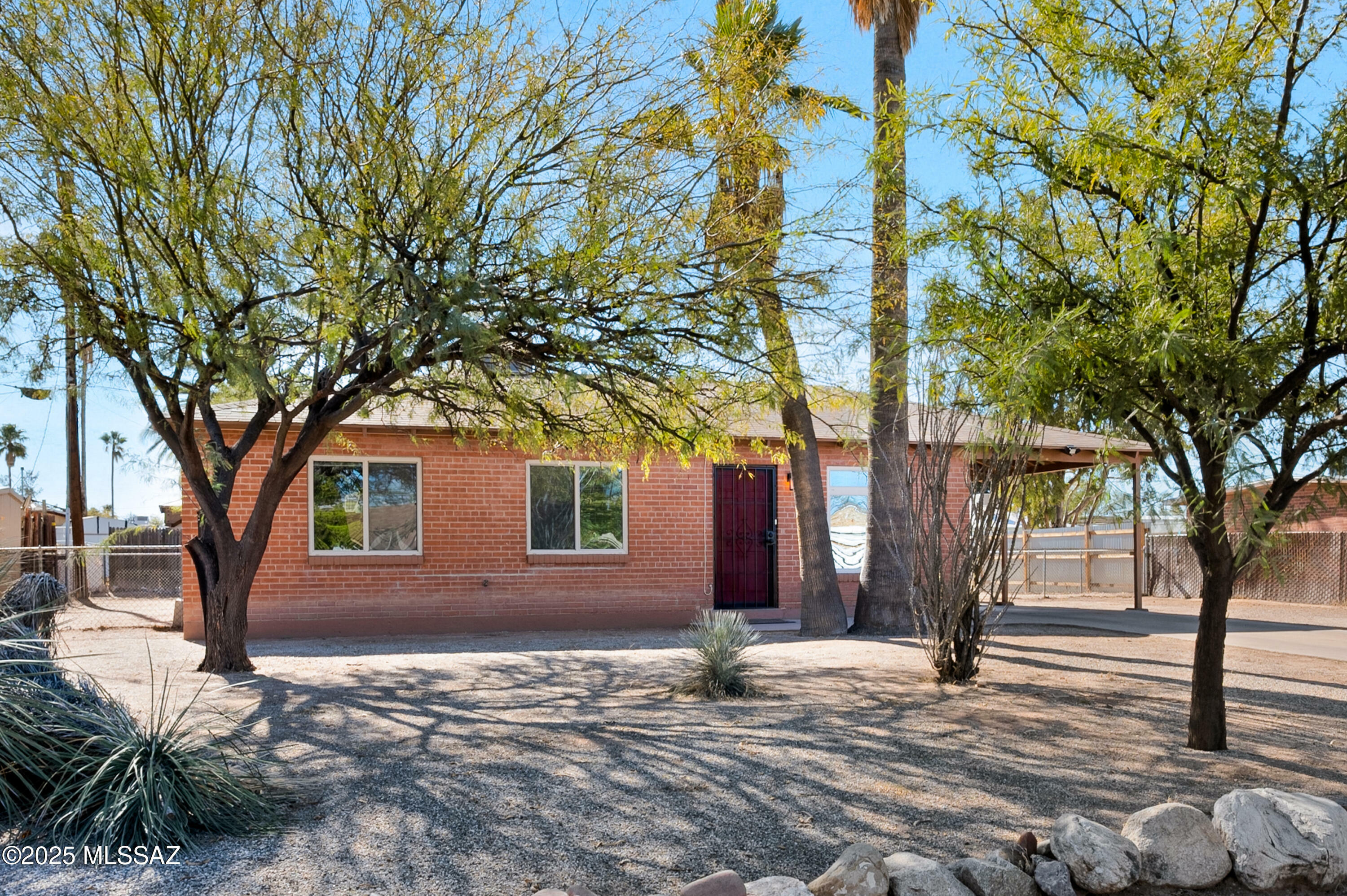 Property Photo:  5632 E 32nd Street  AZ 85711 