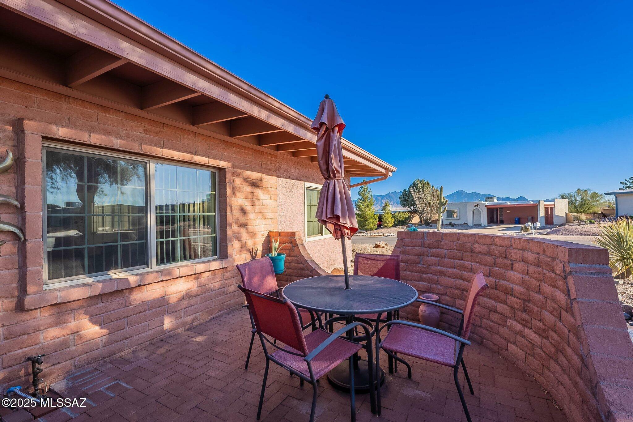 Property Photo:  380 W Rio Santa Cruz  AZ 85614 