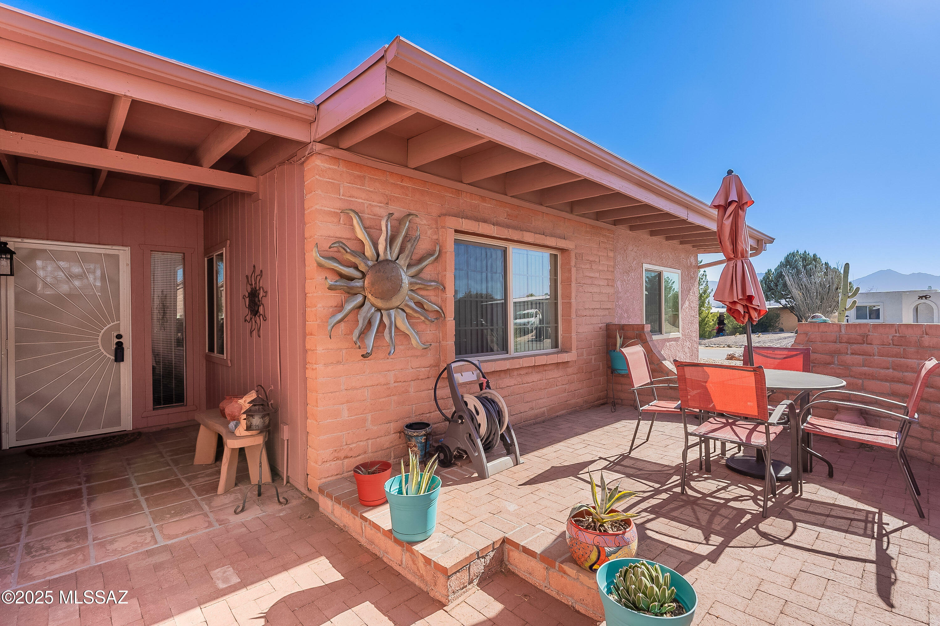 Property Photo:  380 W Rio Santa Cruz  AZ 85614 