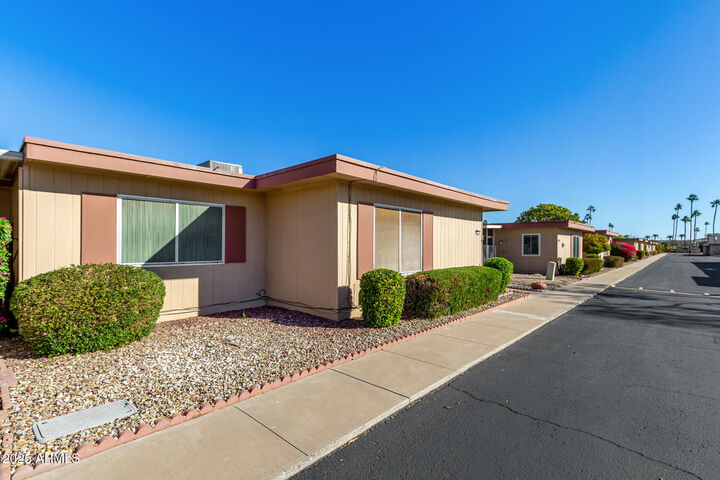 Property Photo: 13232 N 98th Avenue N AZ 85351
