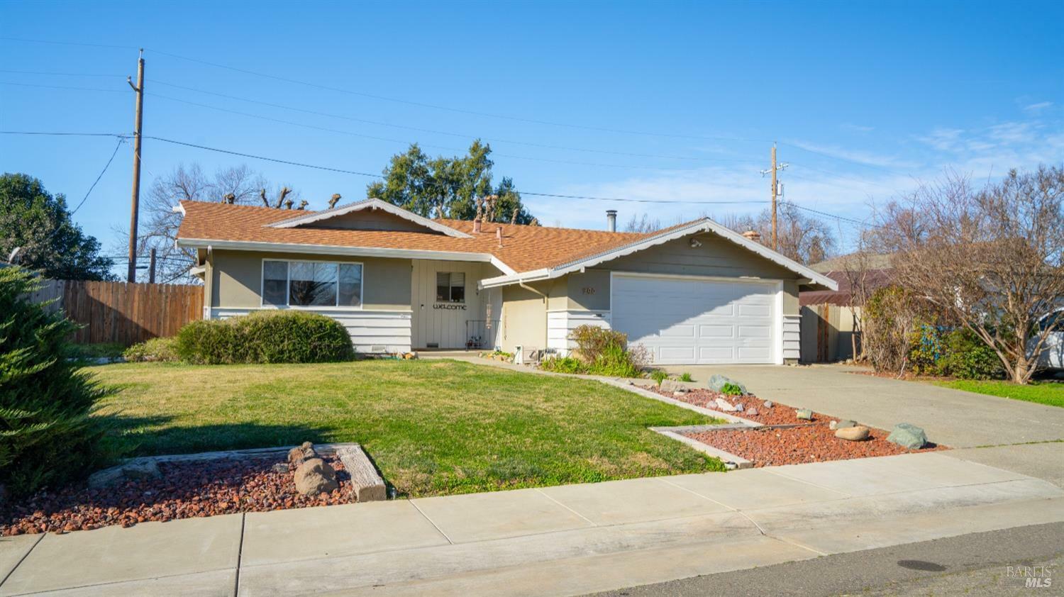 Property Photo:  290 S 7th Street  CA 95620 