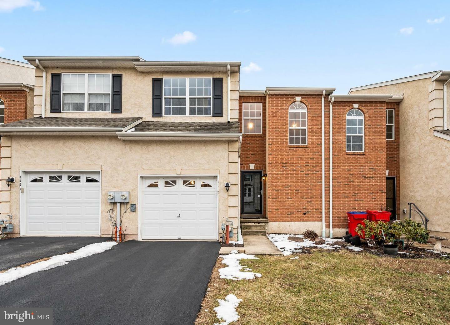 Property Photo:  1117 Sageview Drive  PA 19464 