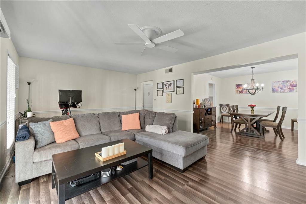 6851 Roswell Road F35  Atlanta GA 30328 photo