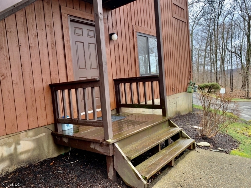 Property Photo:  2 Gunstock Dr 1  NJ 07462 