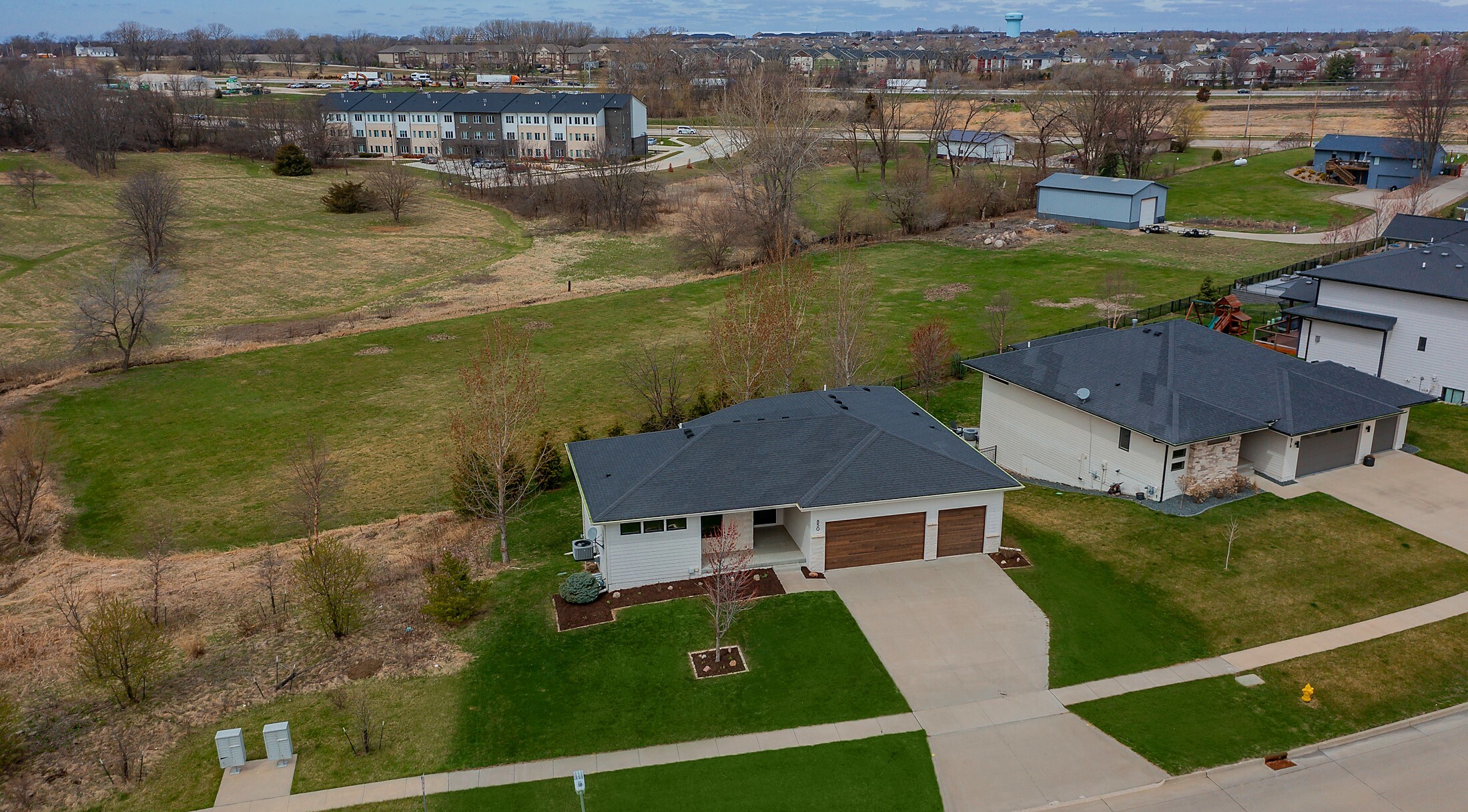 Property Photo:  850 84th Street  IA 50266 