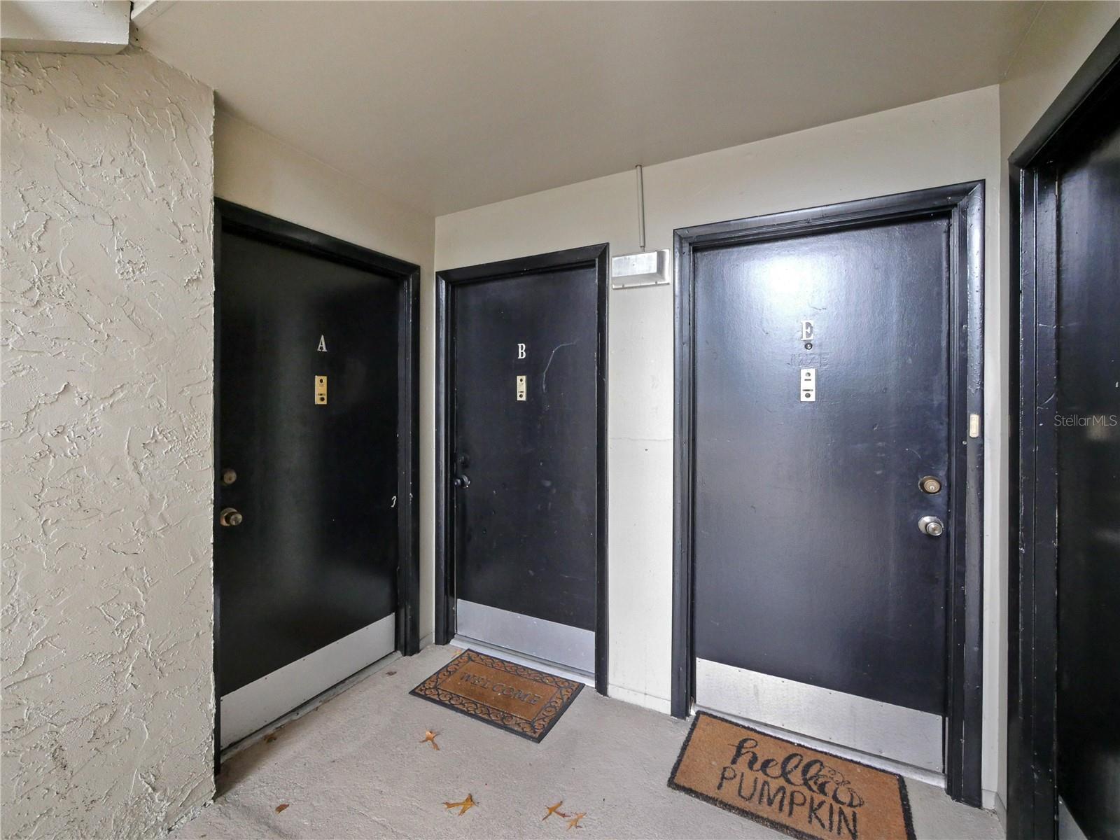 Property Photo: 127 Springwood Circle A FL 32750