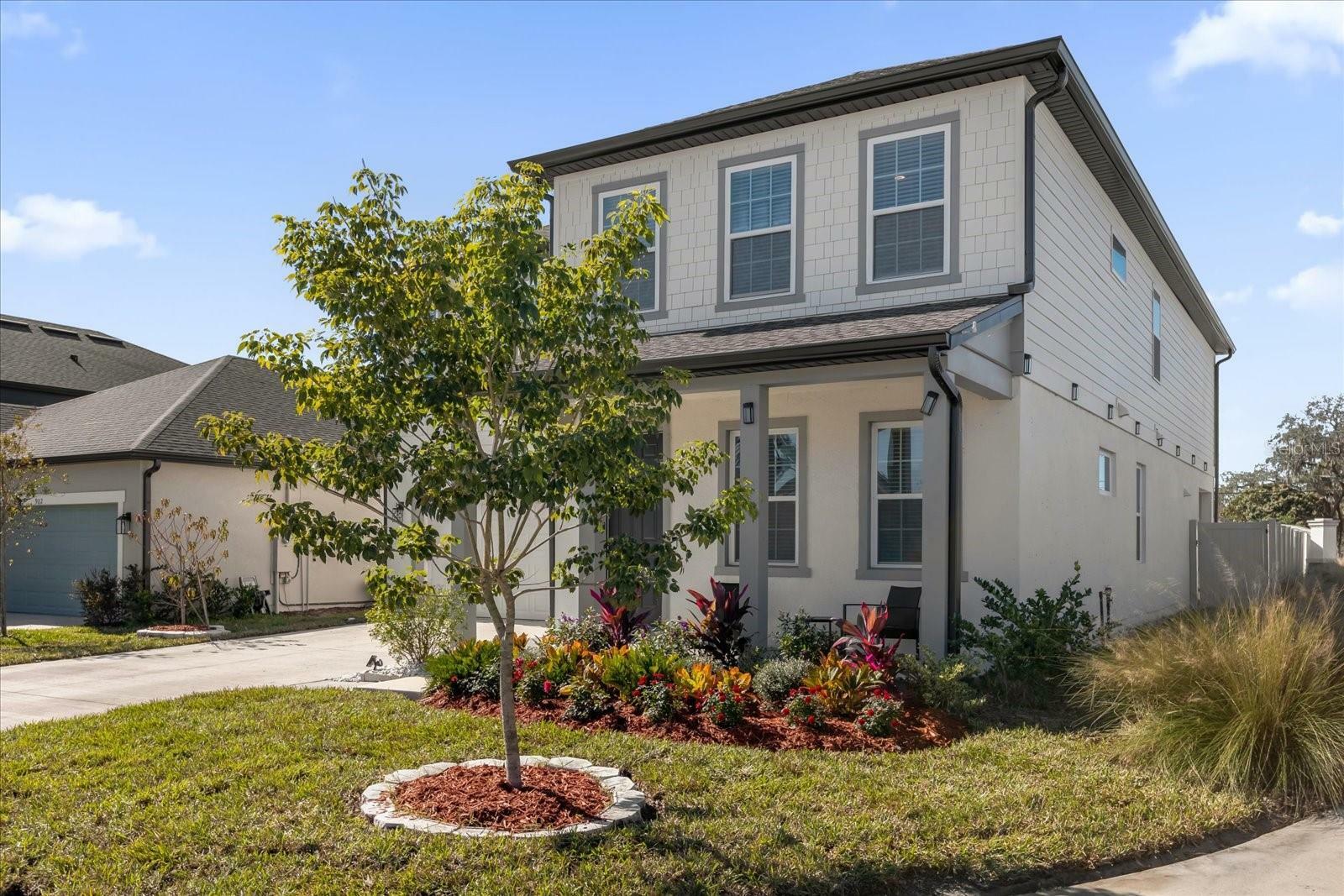 Property Photo:  9118 Waverly Walk Drive  FL 32817 