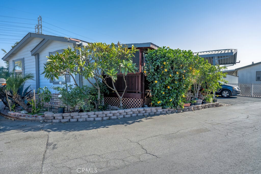 Property Photo: 7101 E Rosecrans 76 CA 90723