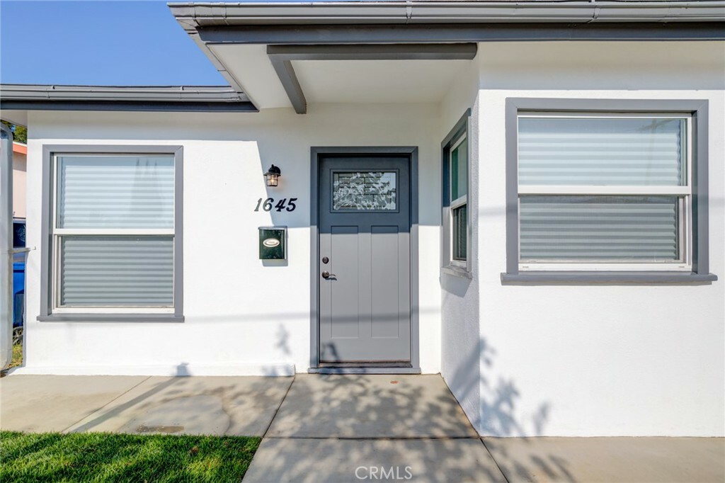 Property Photo:  1645 W 223rd Street  CA 90501 