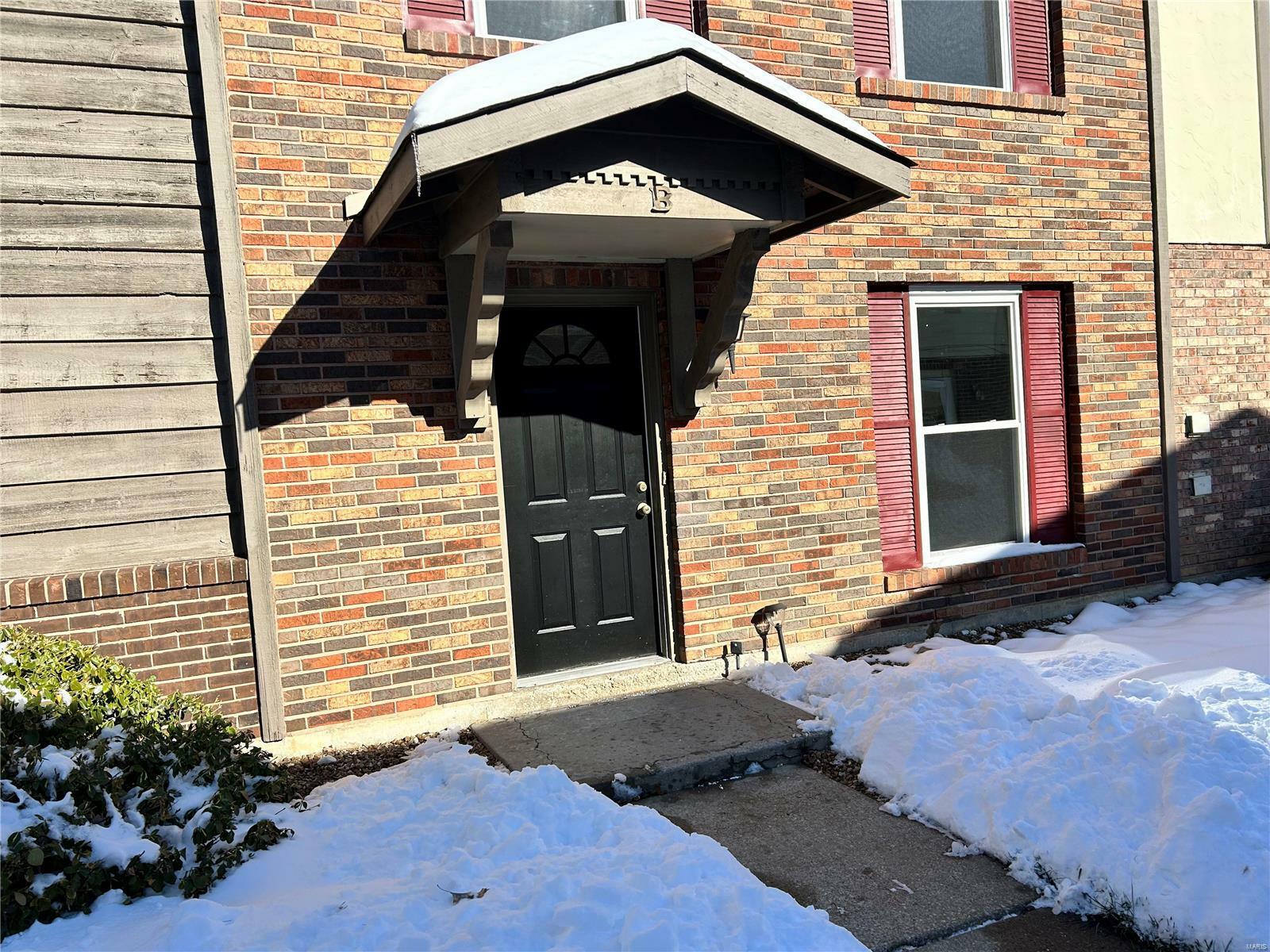 Property Photo:  37 Park Charles S Boulevard B  MO 63376 