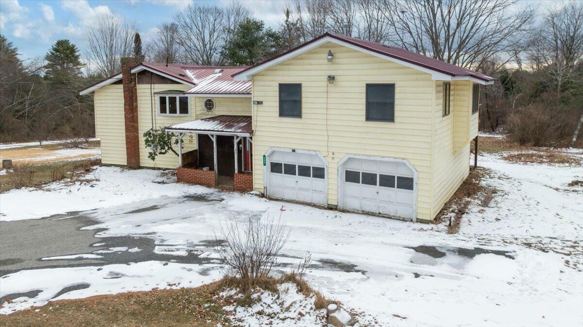 Property Photo:  264 Brown Road  ME 04069 