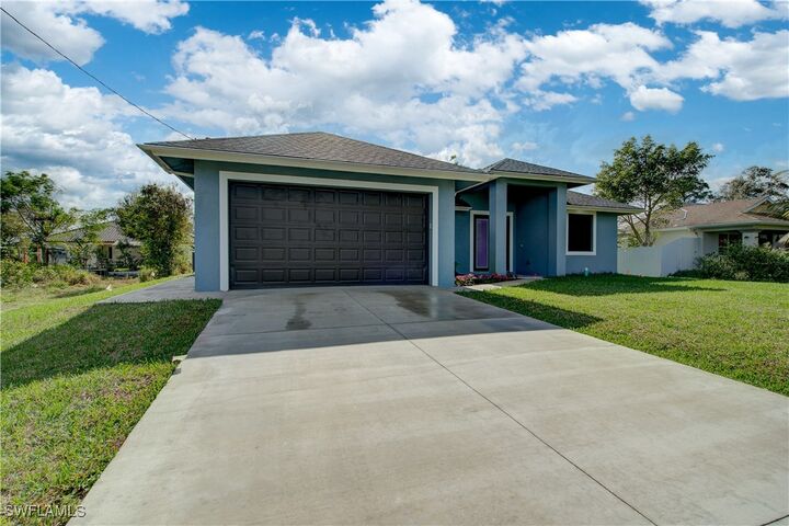 Property Photo: 2911 10th Street SW FL 33976