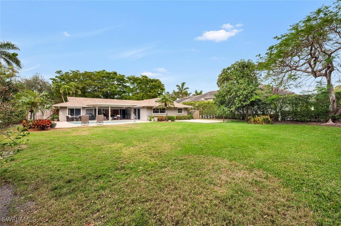 2050 Crayton Road  Naples FL 34102 photo