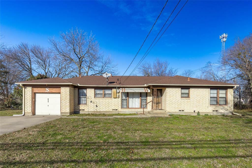 Property Photo:  619 Forrester Street  TX 75401 