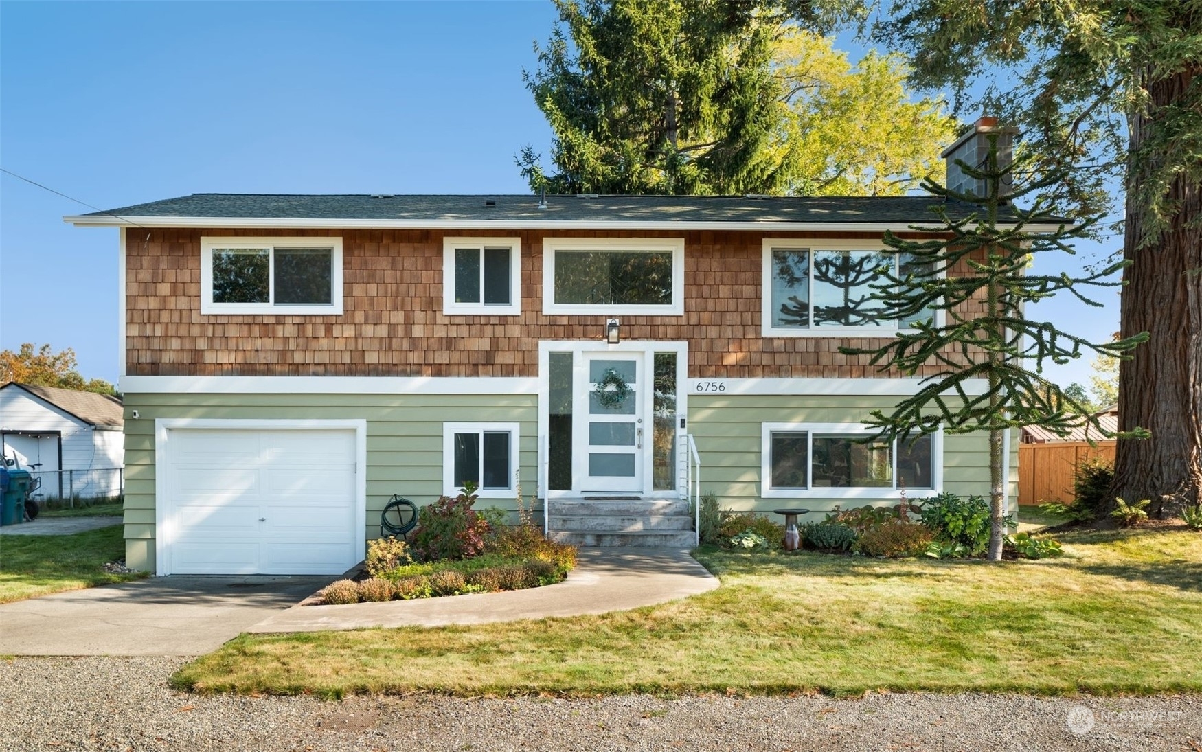 Property Photo:  6756  13th Avenue SW  WA 98106 