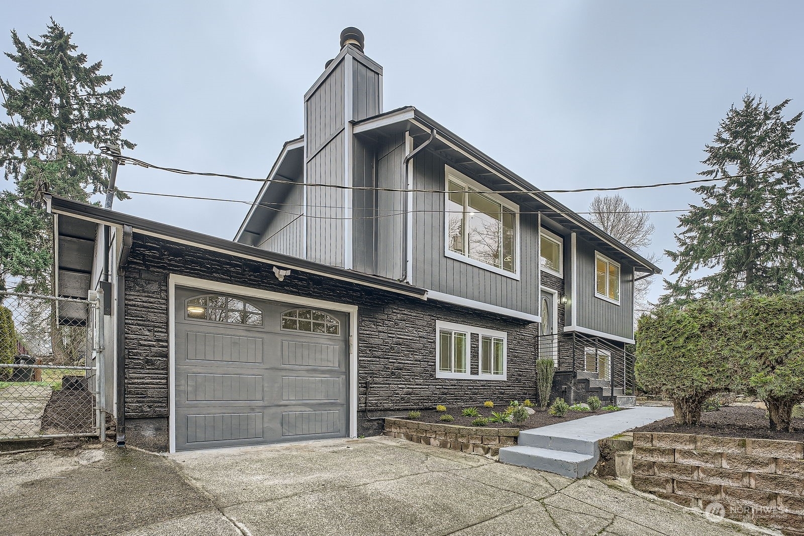 Property Photo:  7621 E D Street  WA 98404 