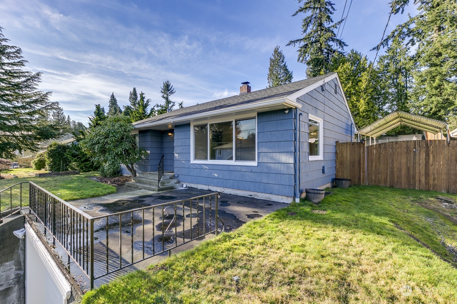 Property Photo:  6008  Fleming Street  WA 98203 