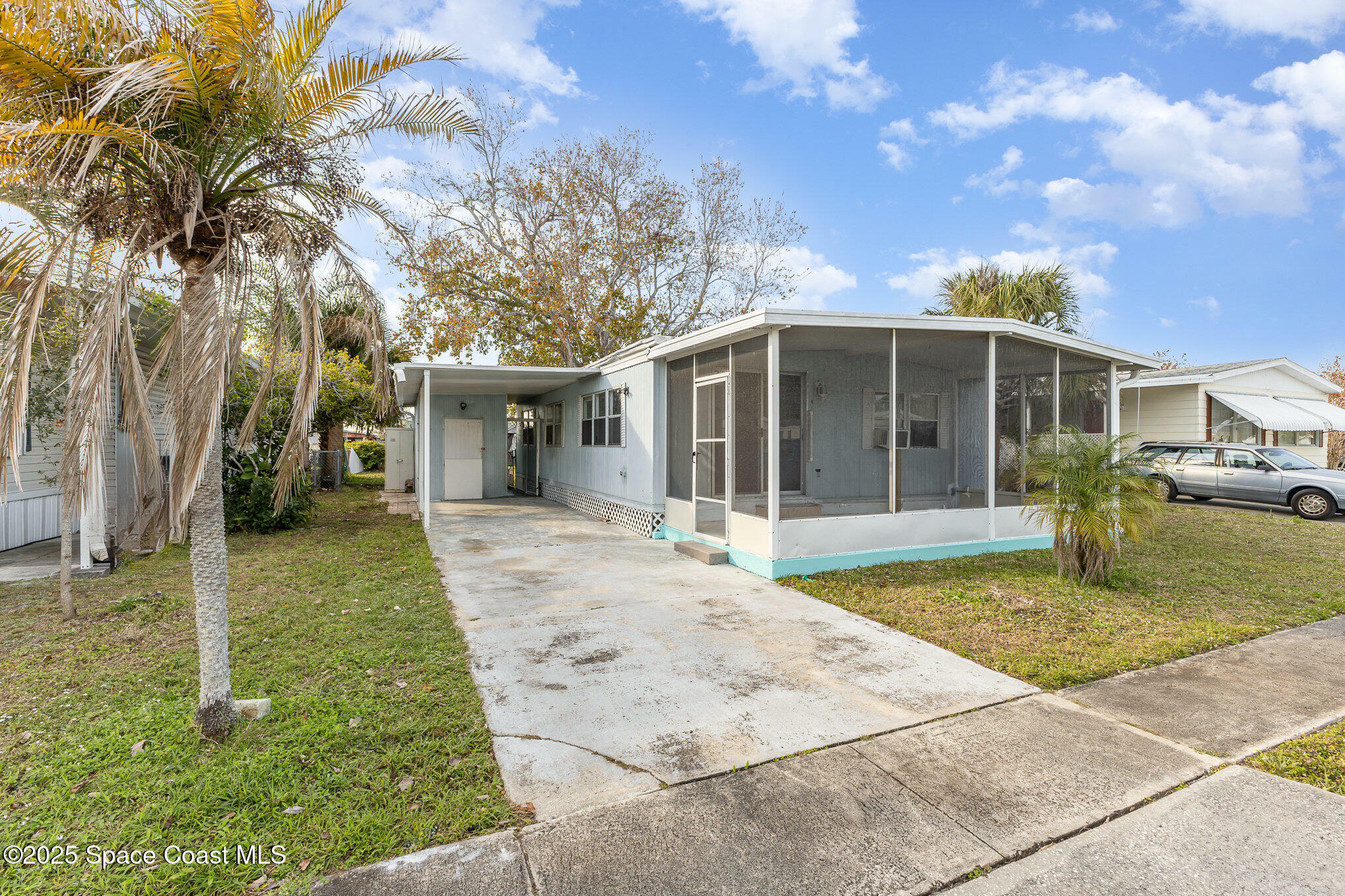 Property Photo:  1830 Seagrape Street NE  FL 32905 