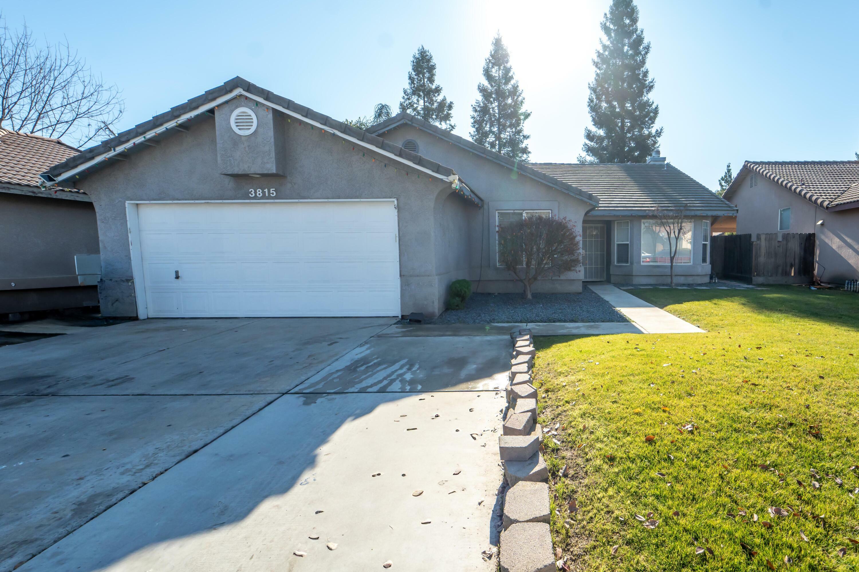 Property Photo:  3815 E Four Creeks Court  CA 93292 