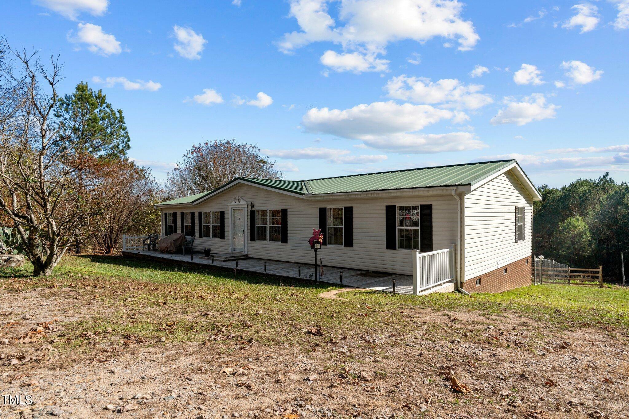 Property Photo: 754 Firestone Lane NC 27330