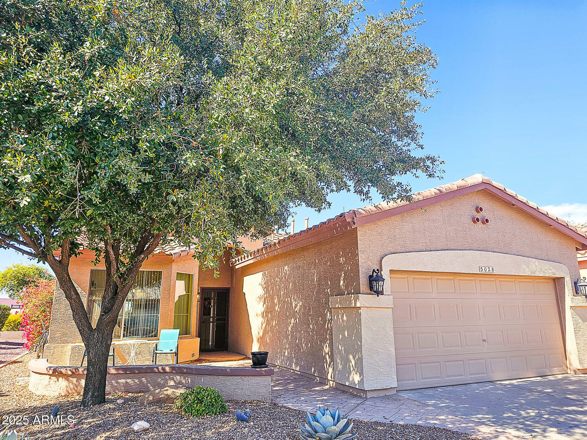 Property Photo:  5028 S Peachwood Drive  AZ 85298 