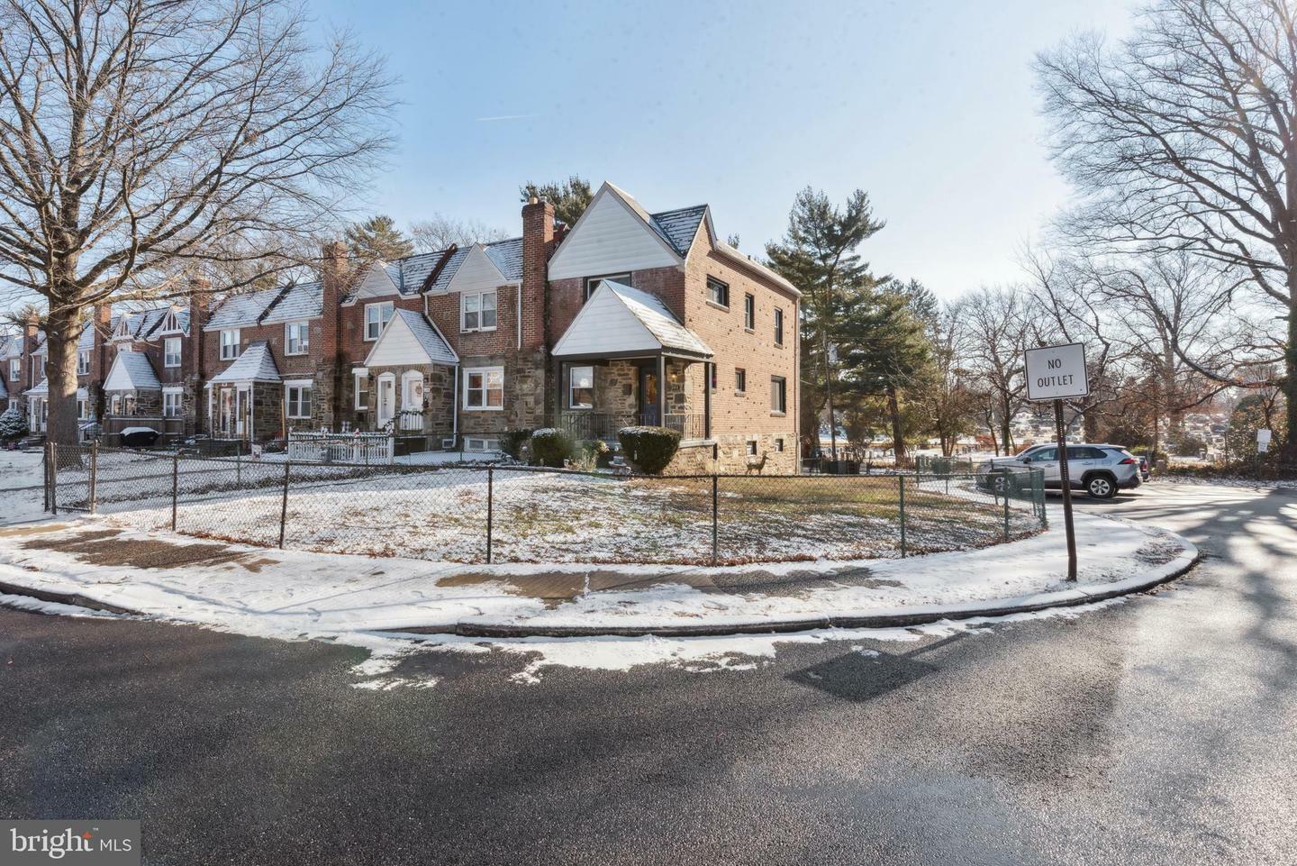 Property Photo:  2372 Highland Avenue  PA 19026 