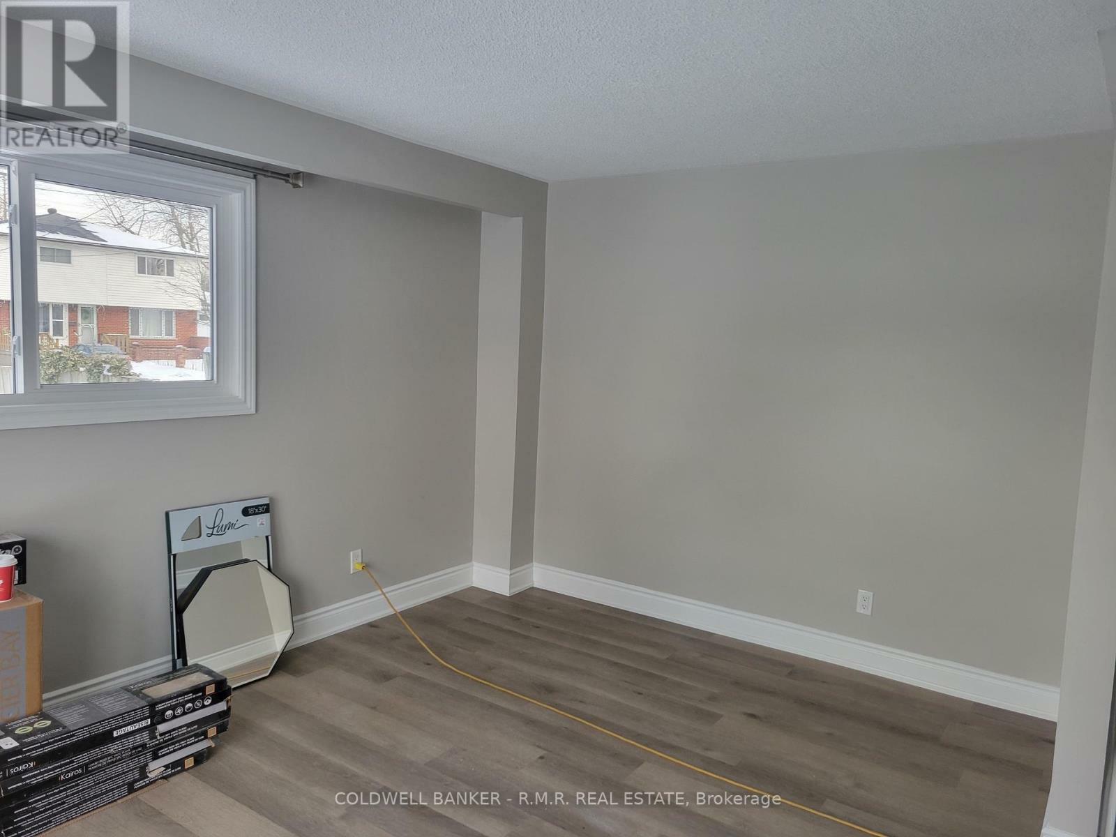 Property Photo:  581 Radisson Avenue  ON L1J 1X7 