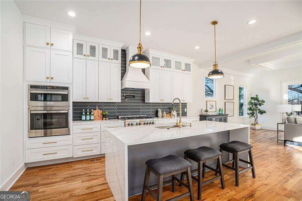 Property Photo:  862 Hobson Street SW  GA 30310 