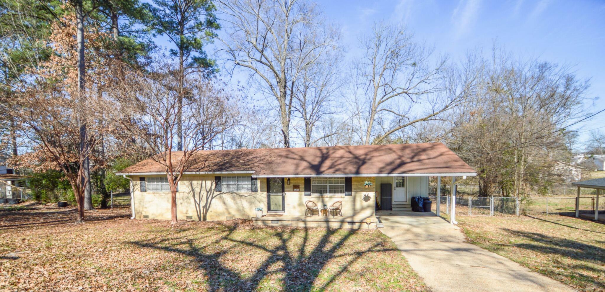 Property Photo:  704 Howard Rd  MS 39759 