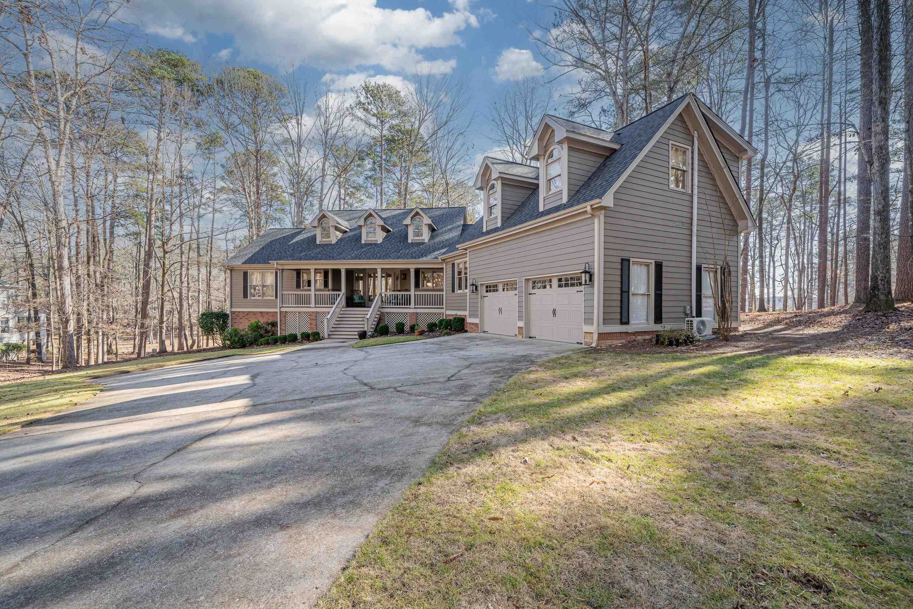 Property Photo:  1021 Maddux Lane  GA 30642 