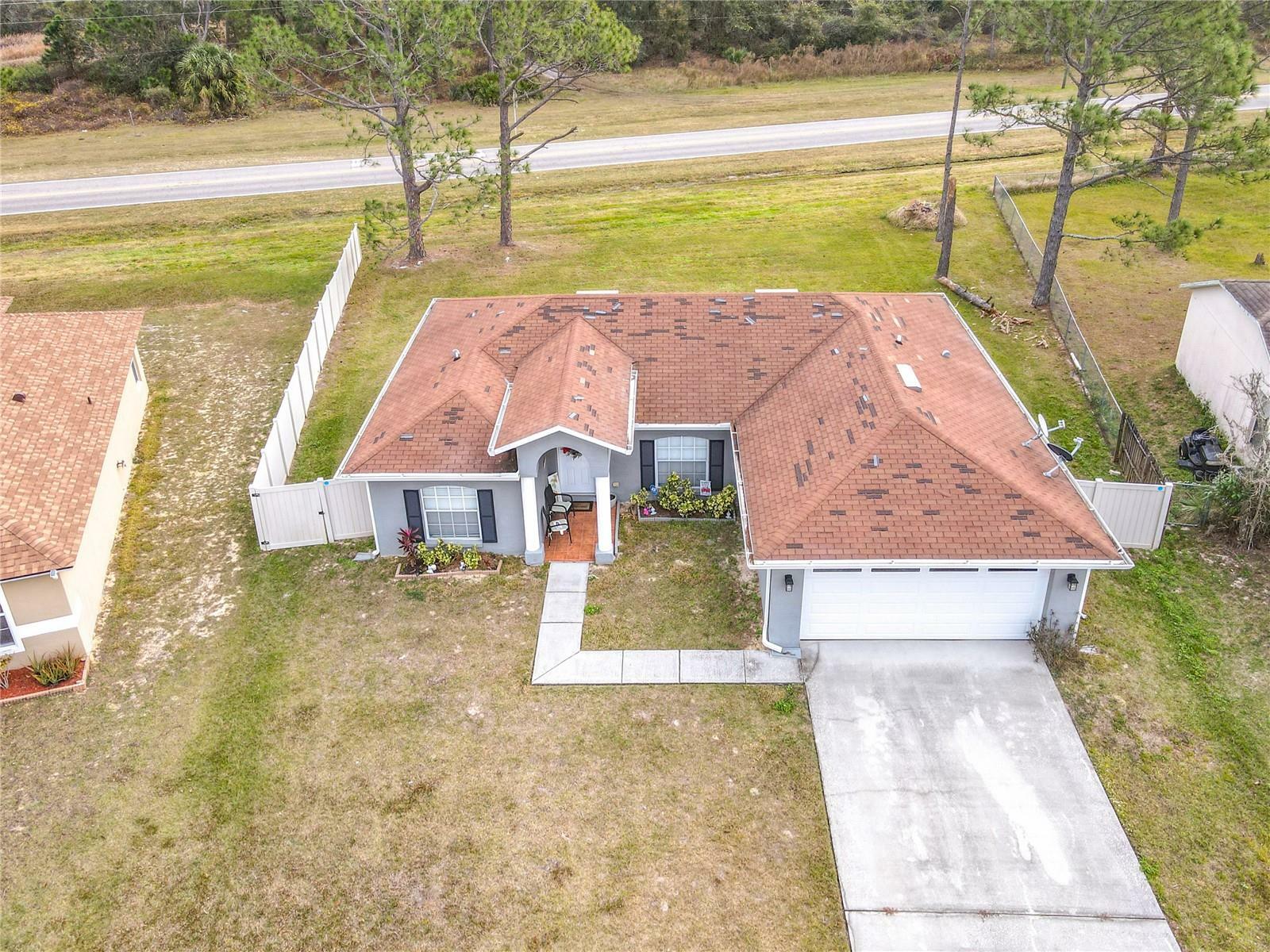 Property Photo:  37 Sawfish Court  FL 34759 