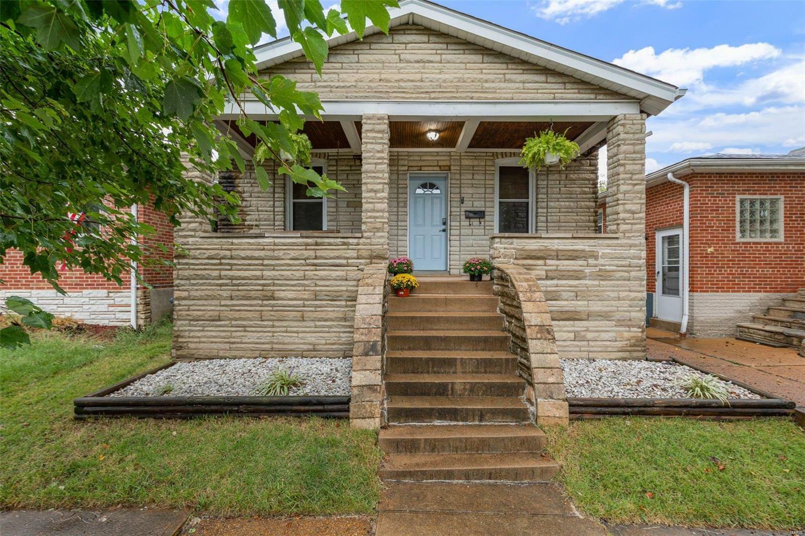 Property Photo:  4069 Burgen Avenue  MO 63116 