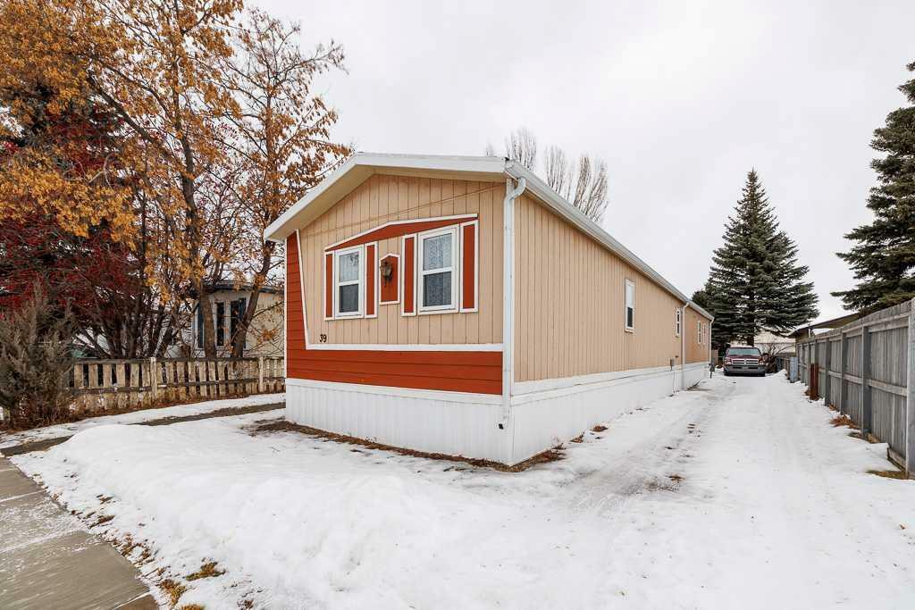 39 Norby Crescent  Red Deer AB T4P 2C6 photo