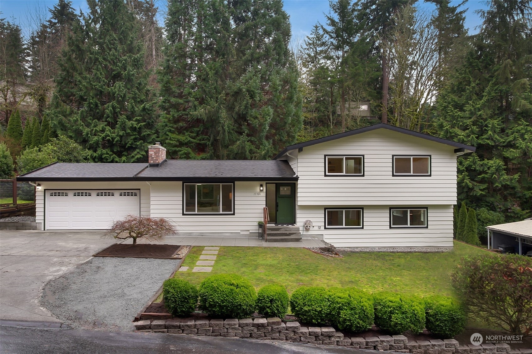 Property Photo:  13906  16th Place SW  WA 98166 