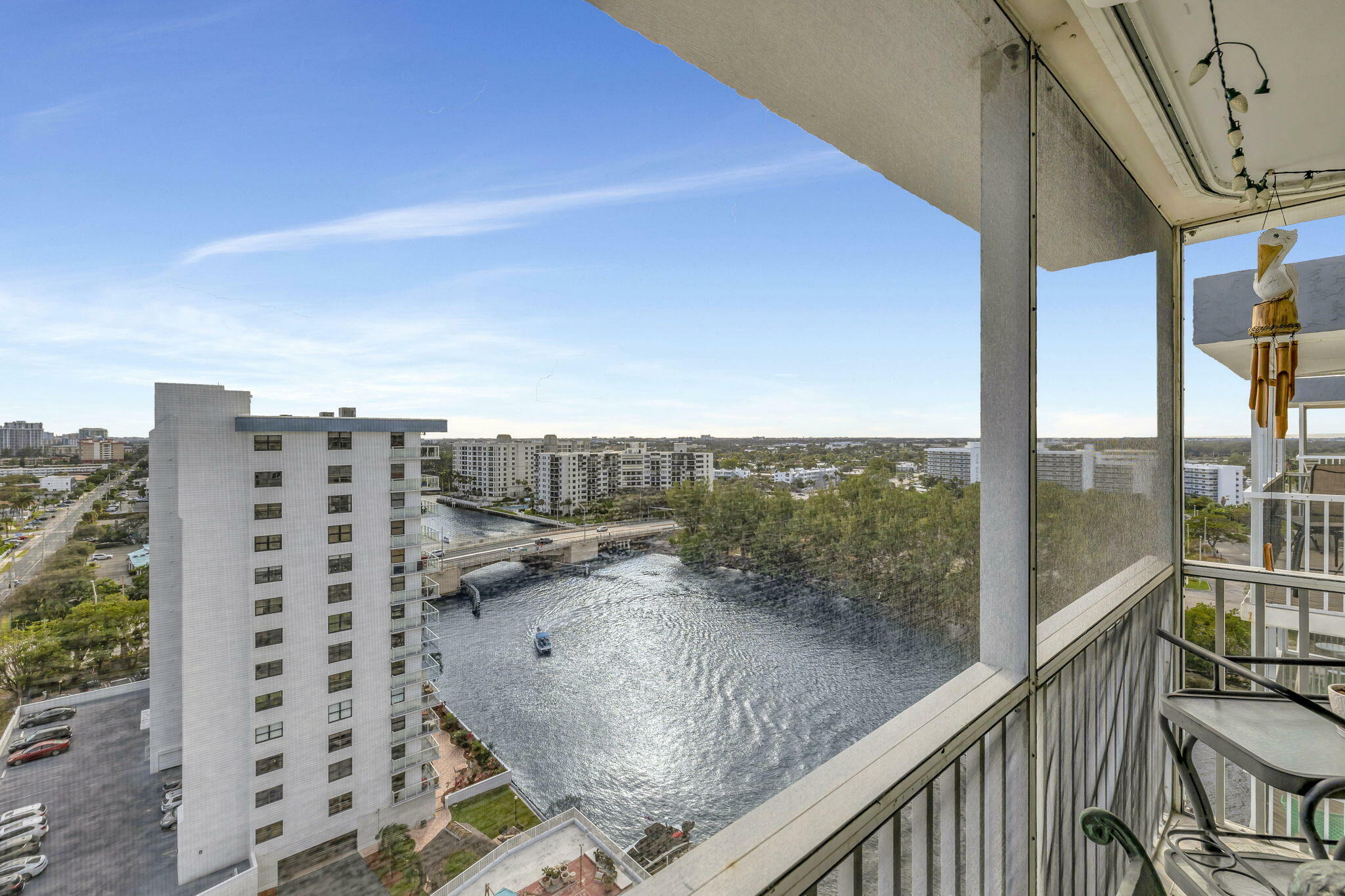 Property Photo:  1505 N Riverside Drive 1501  FL 33062 