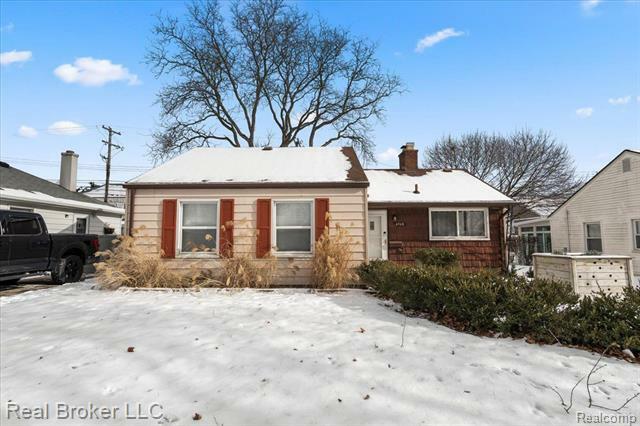 Property Photo:  4706 Olivia Avenue  MI 48073 