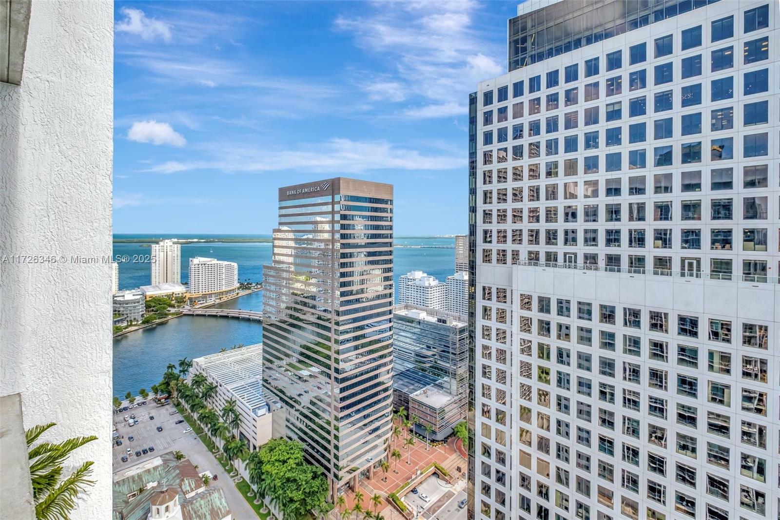 Property Photo:  500 Brickell Ave 3910  FL 33131 