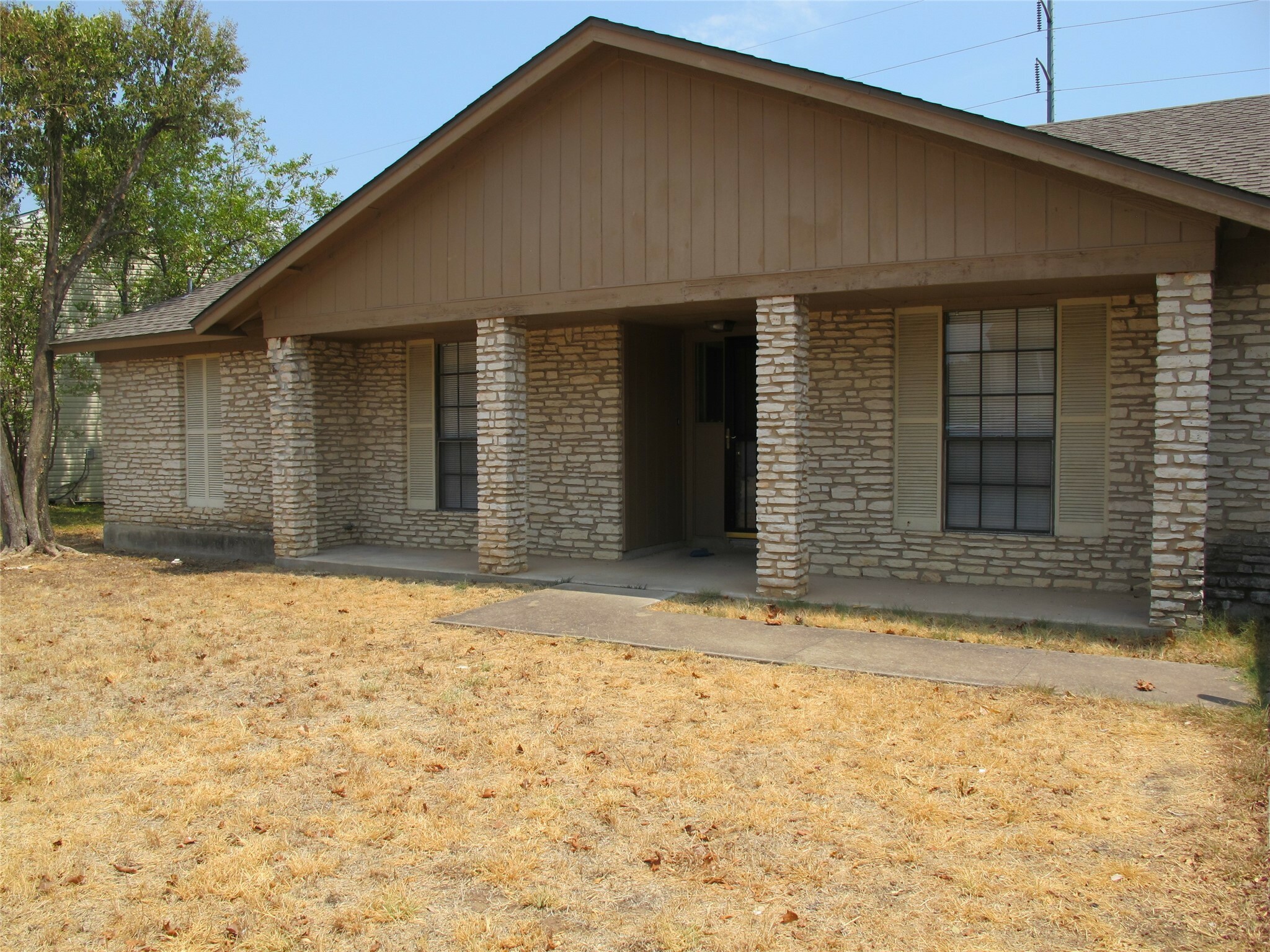 Property Photo:  1703 Lime Rock Drive  TX 78681 