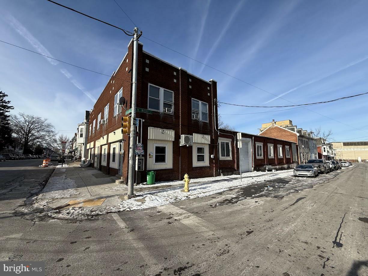 Property Photo:  601 W Philadelphia Street 609  PA 17403 