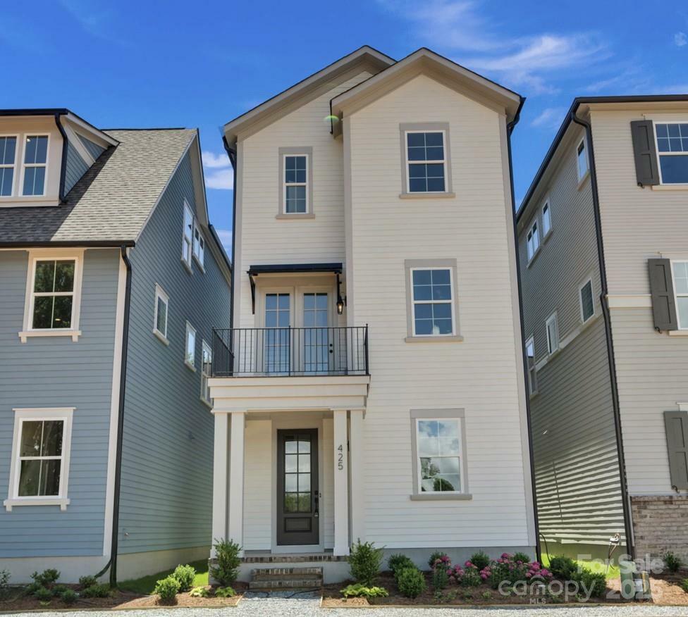 Property Photo: 425 Delburg Mill Alley Drive NC 28036