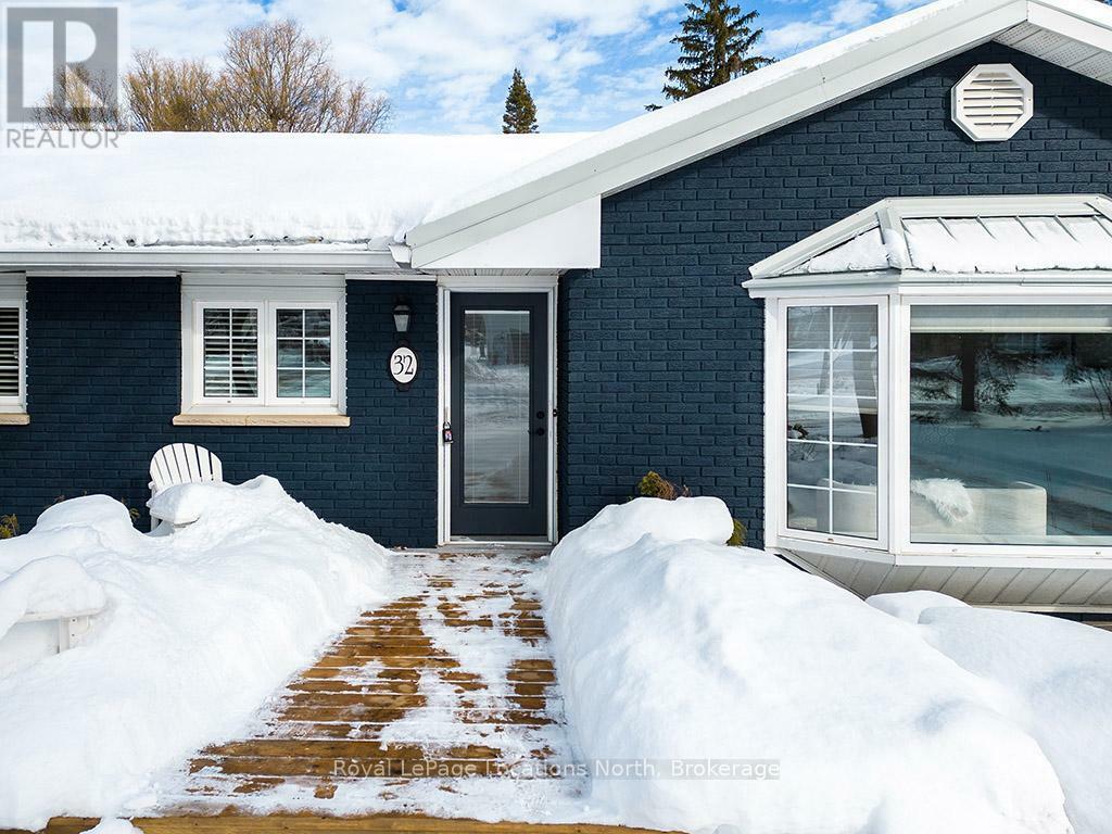 Property Photo:  32 Napier Street East  ON N0H 2P0 