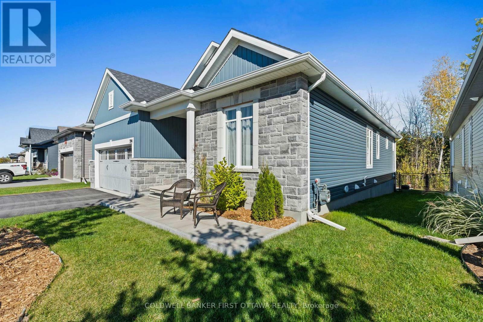 Property Photo:  214 Blackhorse Drive  ON K0G 1J0 