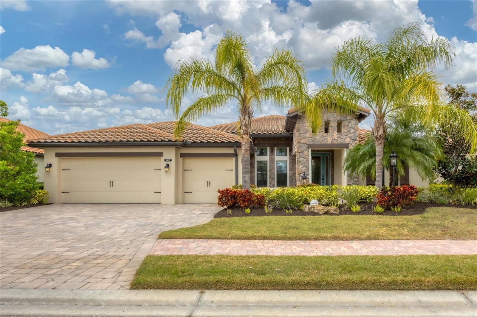Property Photo: 16621 Berwick Terrace FL 34202