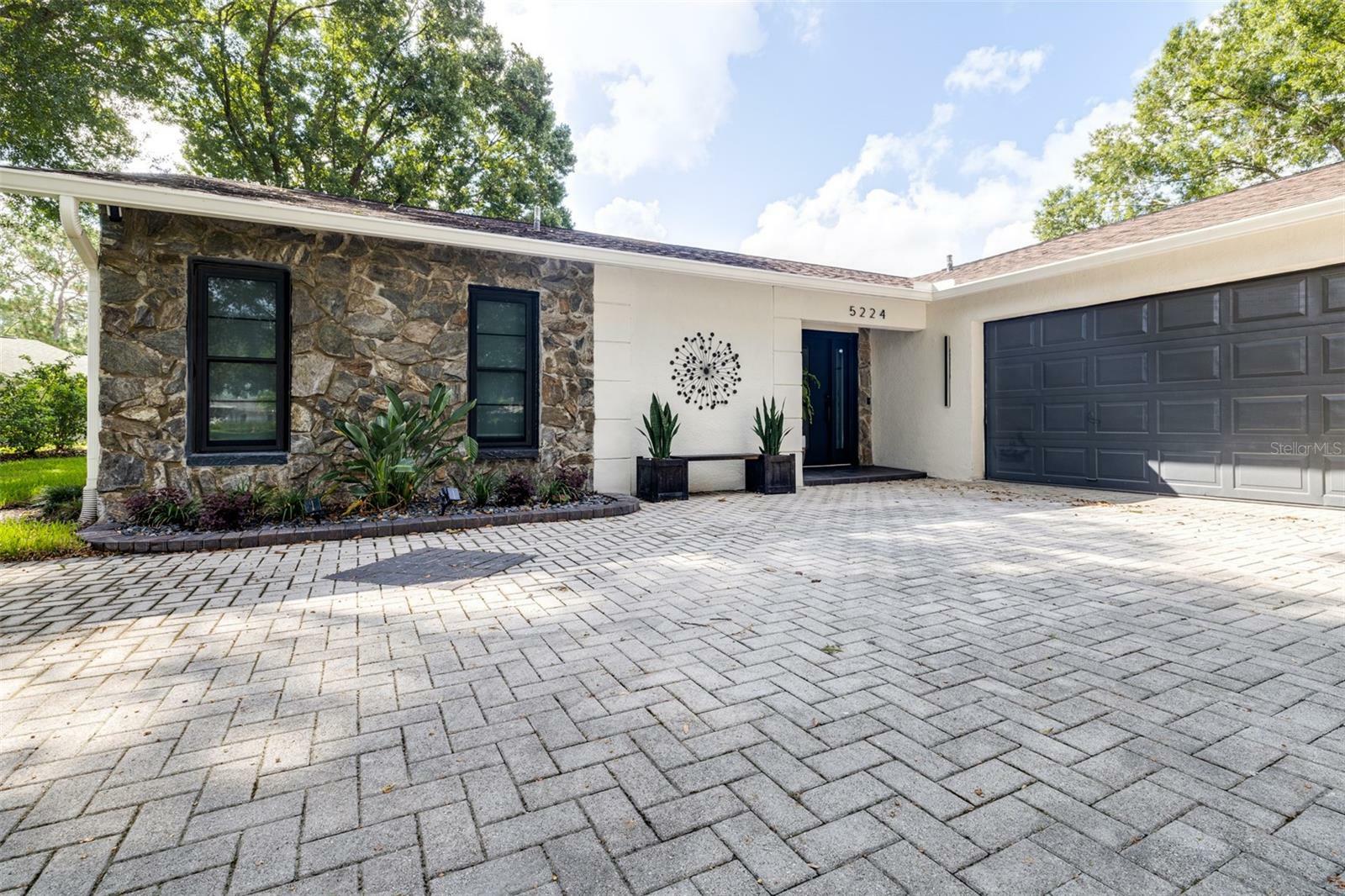 Property Photo:  5224 Saddlebrook Way W  FL 33543 