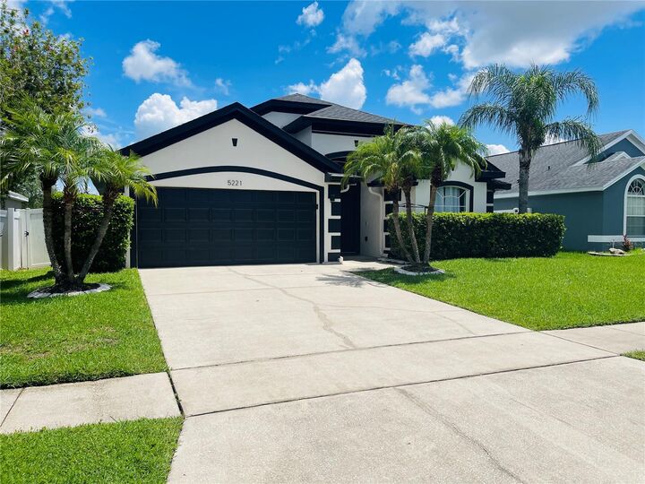 Property Photo:  5221 Sunset Canyon Drive  FL 34758 